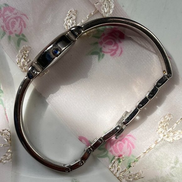 Rare And Vintage Dainty Silver Armitron Diamond Womens Watch - Picture 3 of 4